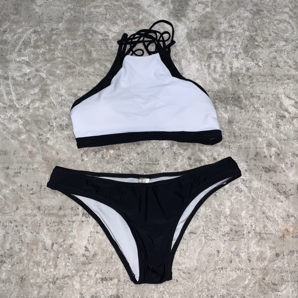 2 pc Black and White Swimsuit